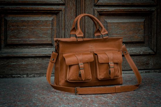 Класичний офісний портфель Еврі Дей із коричневої шкіри для чоловіків