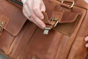 Roomy men's leather bag Buffett for laptop and belongings